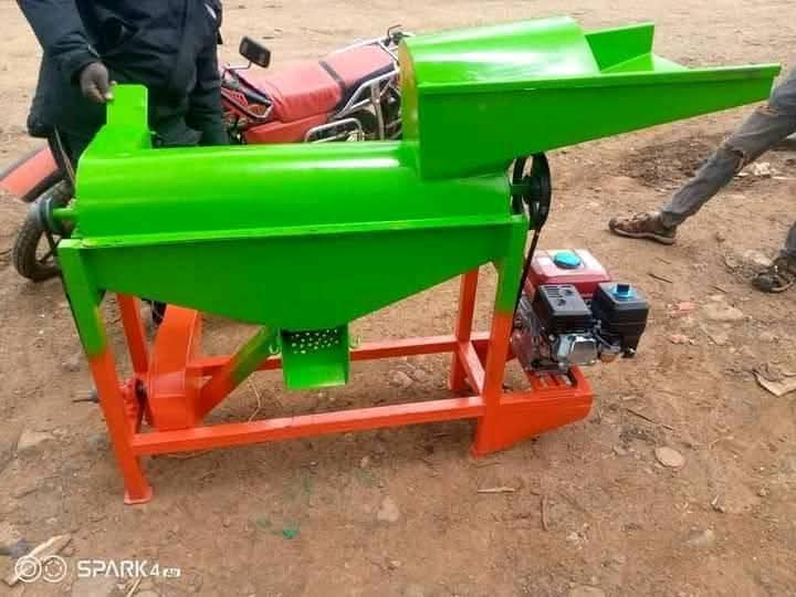 Maize Sheller Machine / Corn Thresher