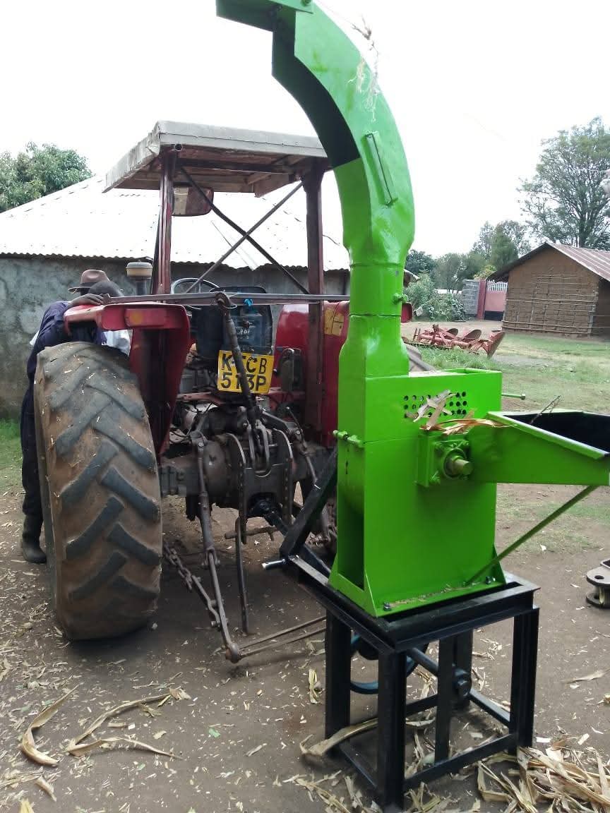 P.t.o( tractor propelled multi-purpose FEEDS MAKING MACHINE)